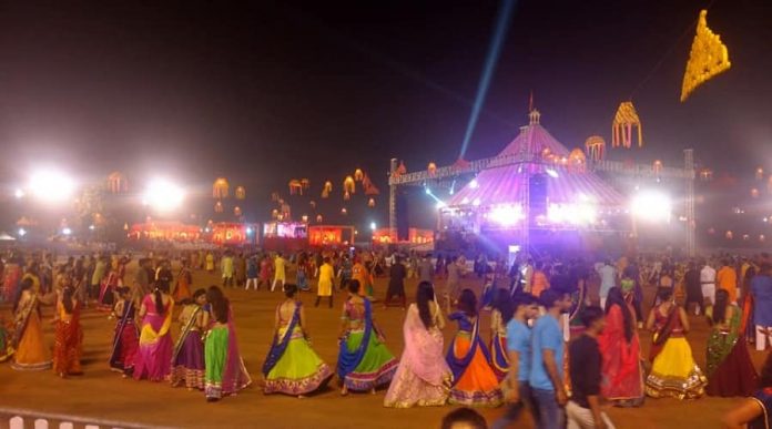 Garba Folk Dance Of Gujarat History Symbolisim Attire